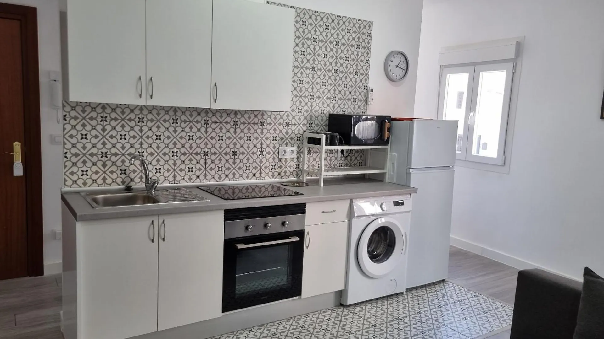 Apartment Apartamento Del Arte En Toledo By Bebalmy